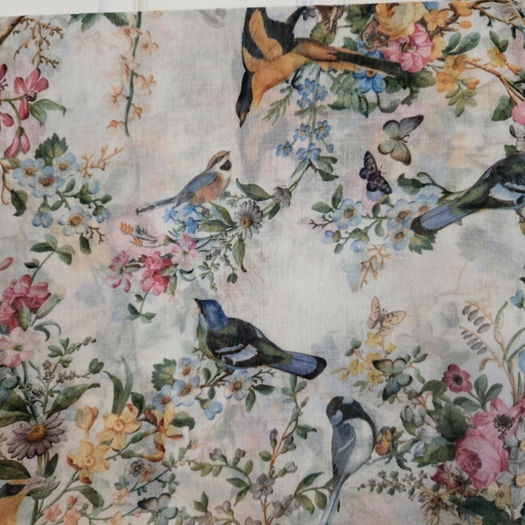 Botanical Printed Scarf With Roses Butterflies & Birds - Picture 2 of 16